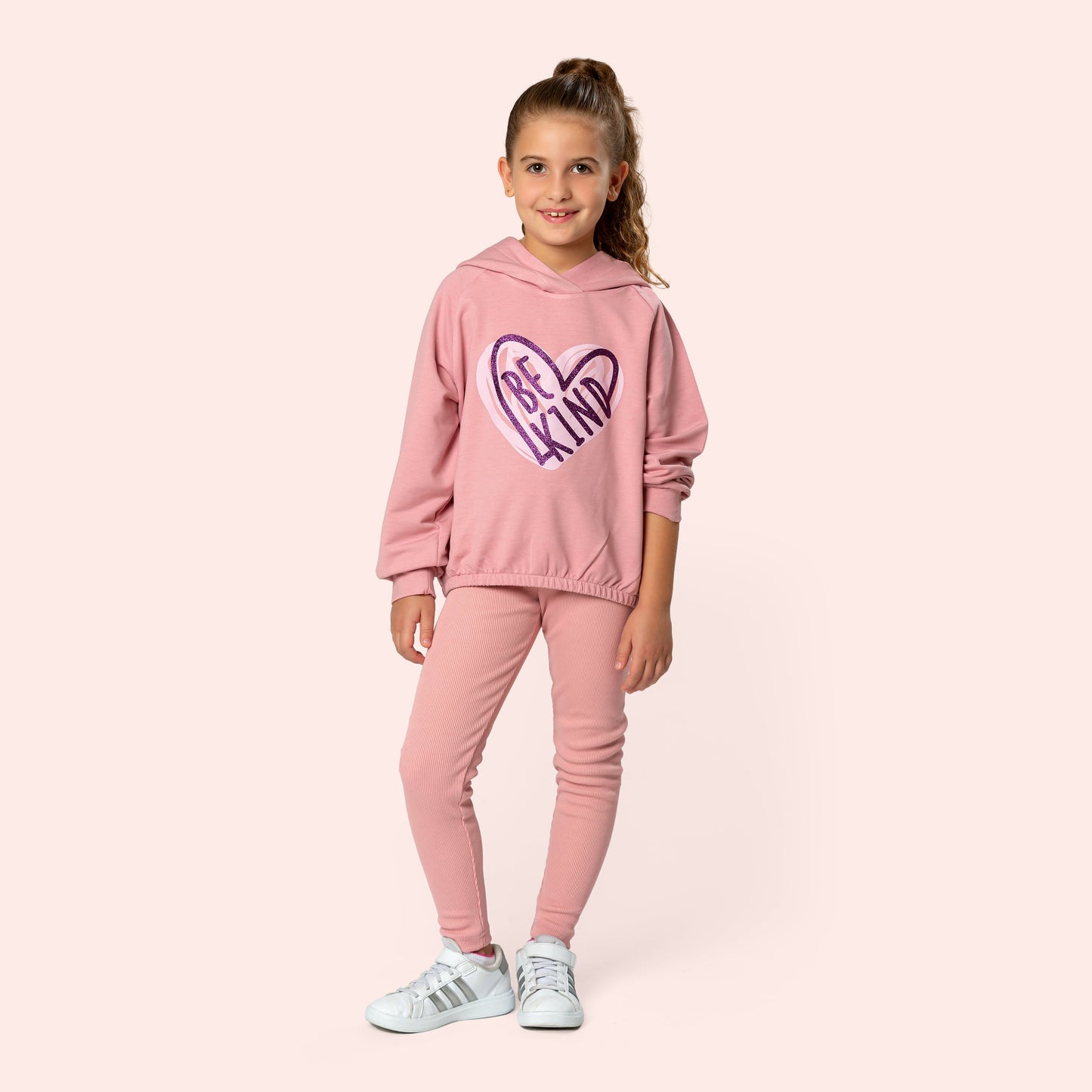 Be Kind Sweatshirt Pink